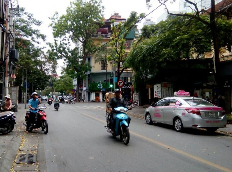 Cua hang qua tet yen sao uy tin chat luong noi tieng tren pho doi can