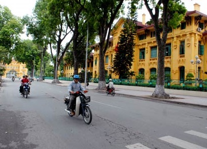 Pho hoang van thu cua hang qua tet yen sao uy tin