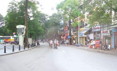 Tai pho quan thanh co cua hang qua tet yen sao noi danh ha noi